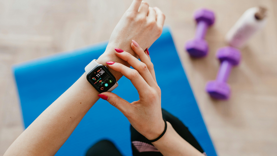 Feeling tired or low this winter? Follow this simple winter wellness checklist to boost energy, protect your health, and feel better during colder months.